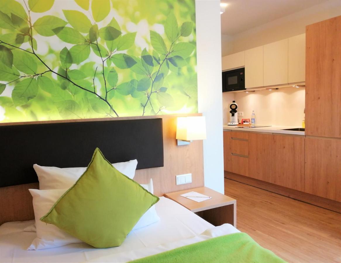 Inhouse - Wohnen Auf Zeit Aparthotel Ingolstadt Bagian luar foto