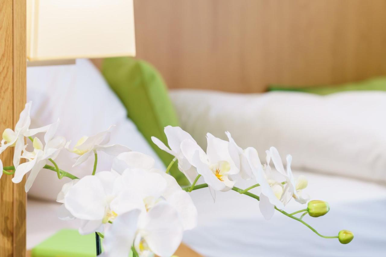 Inhouse - Wohnen Auf Zeit Aparthotel Ingolstadt Bagian luar foto