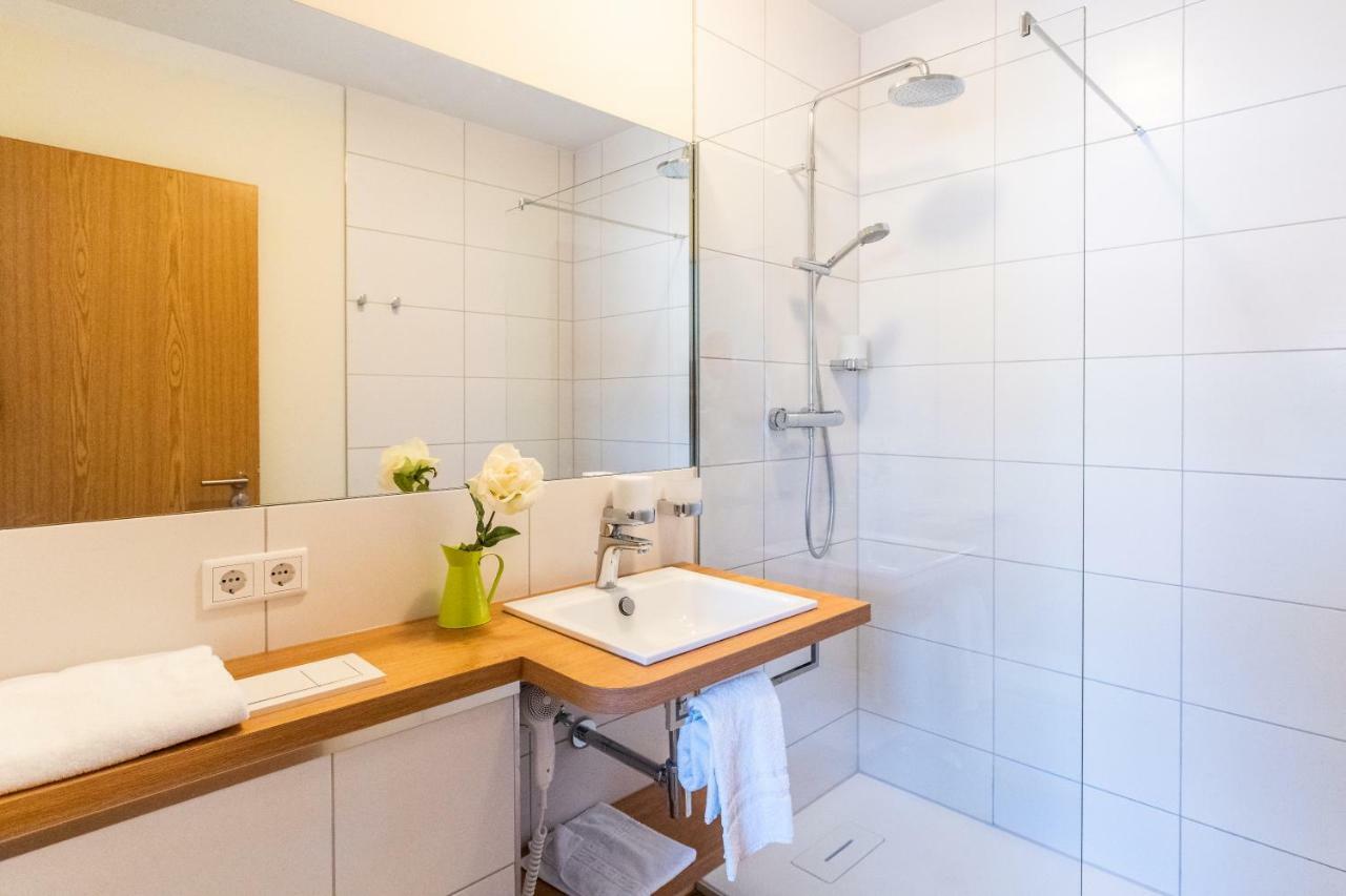 Inhouse - Wohnen Auf Zeit Aparthotel Ingolstadt Bagian luar foto